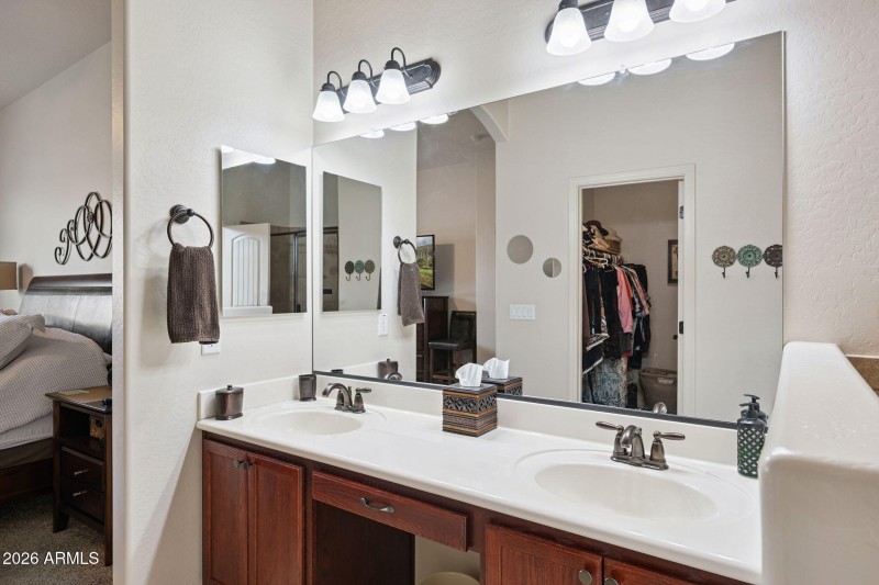 18-web-or-mls-6202-e-mckellips-rd-unit-1