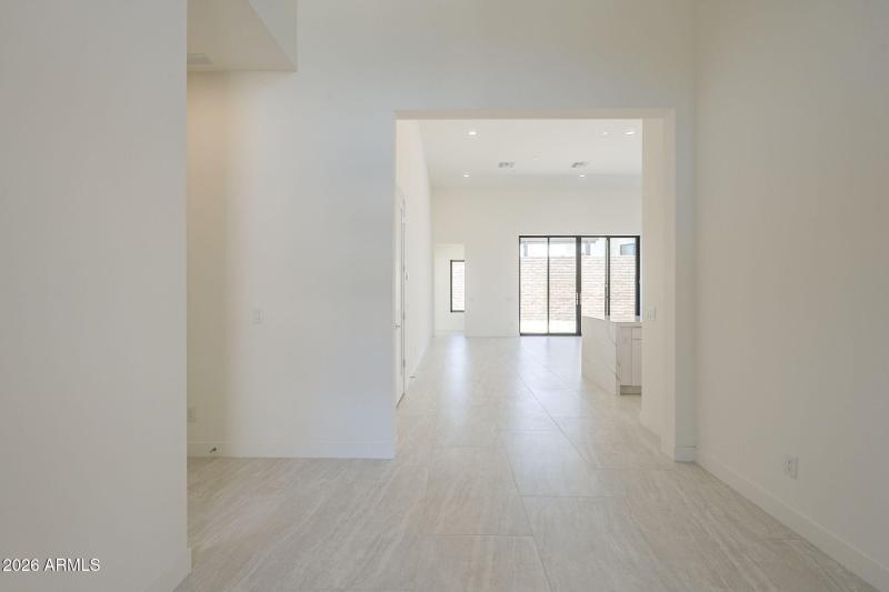 8-web-or-mls-Highland-8