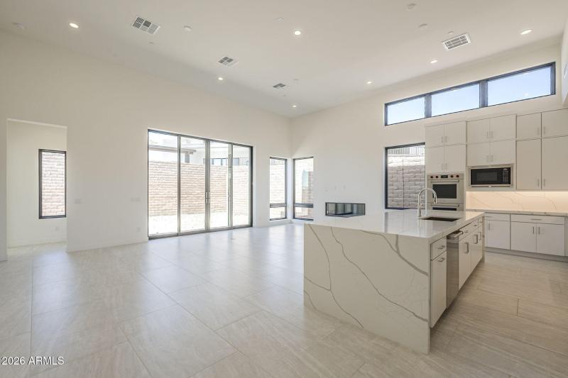 9-web-or-mls-Highland-9