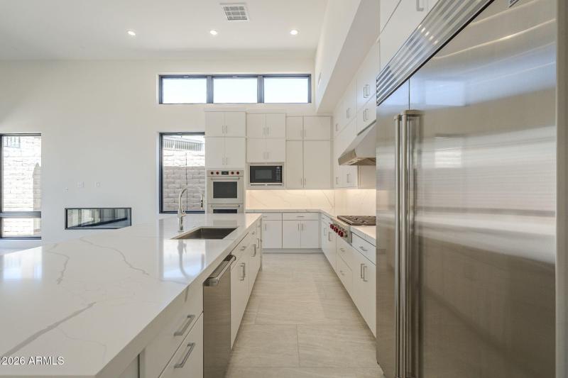 16-web-or-mls-Highland-16