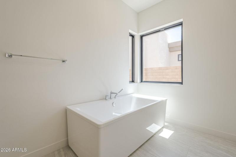 32-web-or-mls-Highland-32