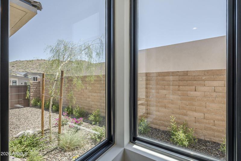 39-web-or-mls-Highland-39