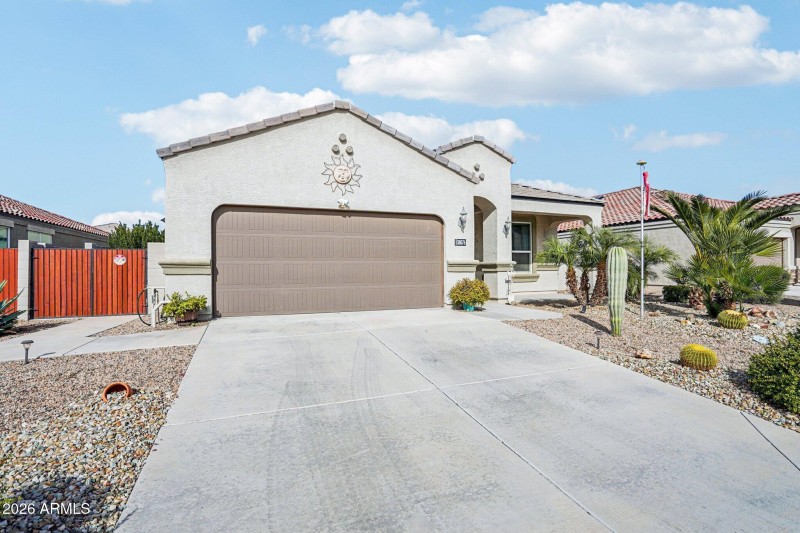 5-web-or-mls-W Nina St-S3001-003