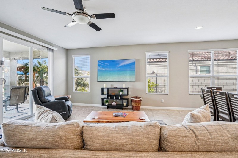 8-web-or-mls-W Nina St-S3001-006