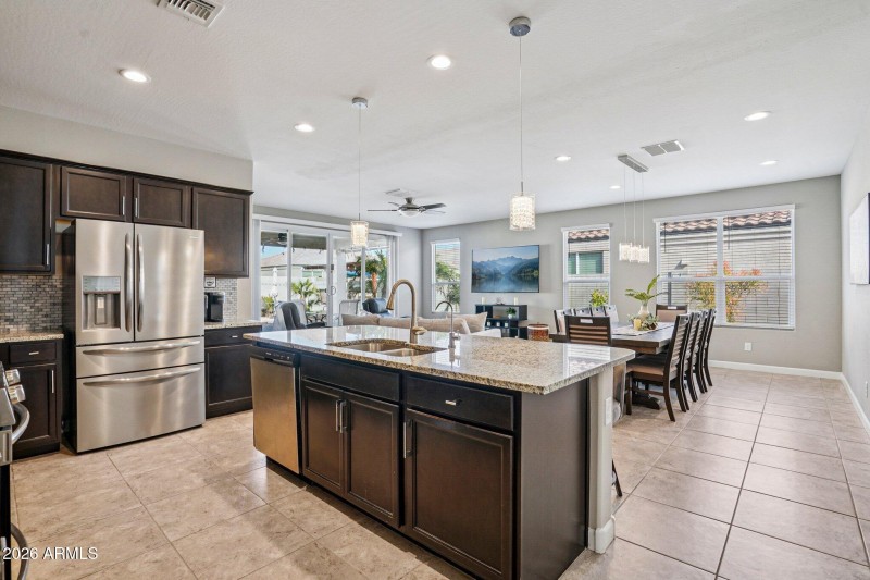 17-web-or-mls-W Nina St-S3001-015