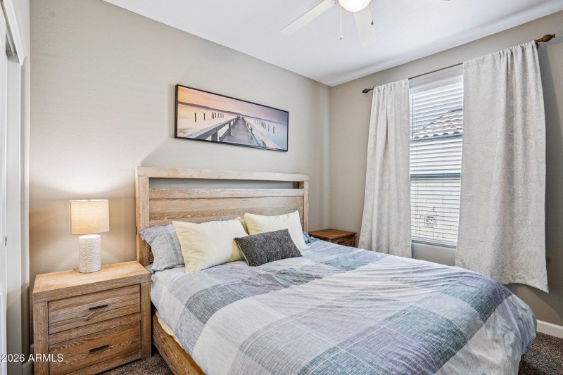 22-web-or-mls-W Nina St-S3001-020