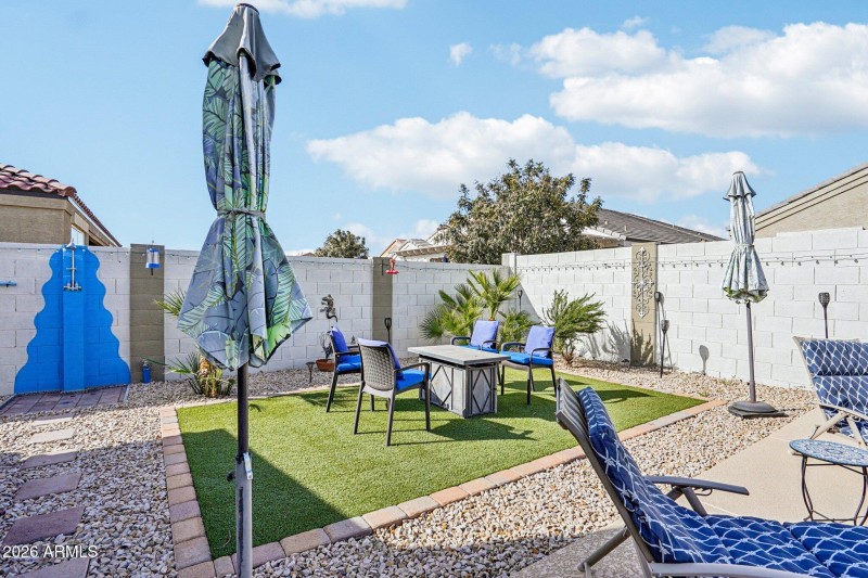 43-web-or-mls-W Nina St-S3001-041