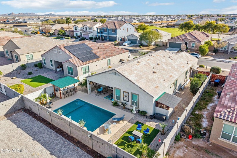 54-web-or-mls-W Nina St-S3001-052