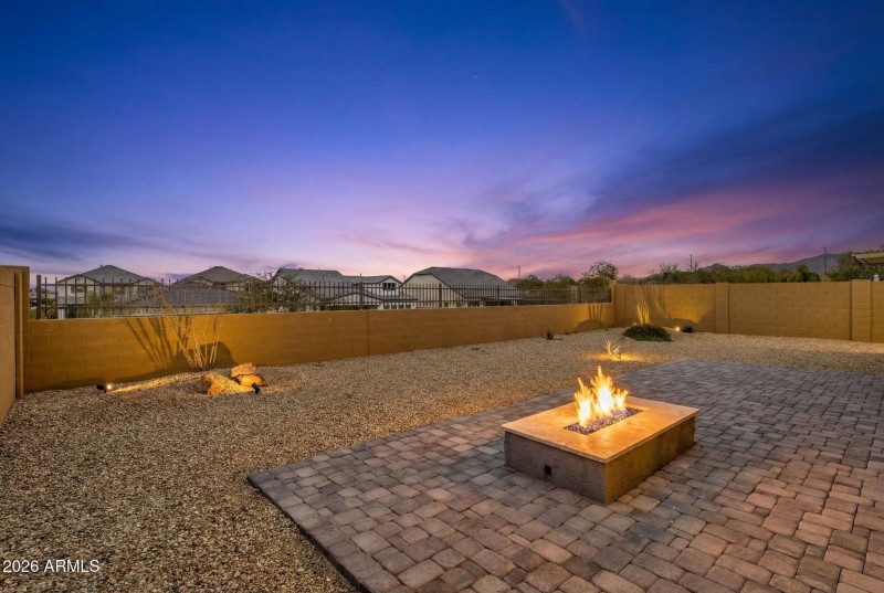 53-web-or-mls-5924-e-redmont-dr