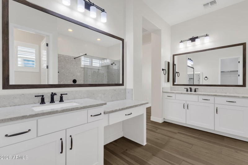 23-web-or-mls-5924-e-redmont-dr