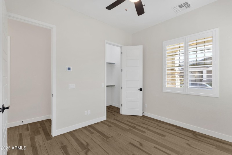 14-web-or-mls-5924-e-redmont-dr