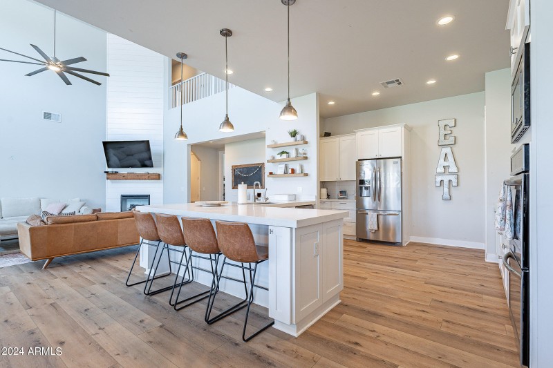 14-web-or-mls-Vaughn-14