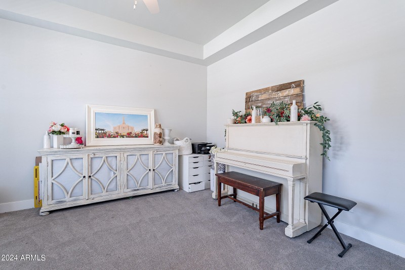 24-web-or-mls-Vaughn-24