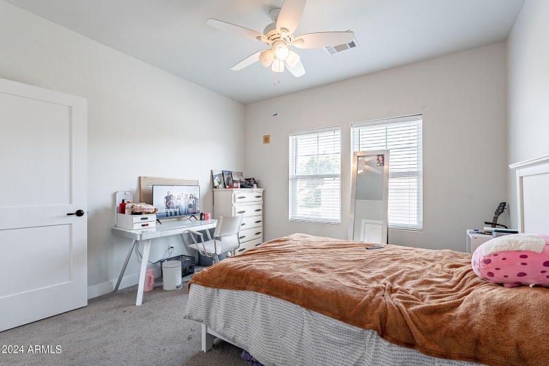 49-web-or-mls-Vaughn-49