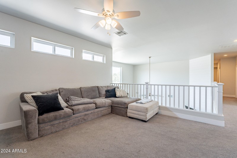 51-web-or-mls-Vaughn-51