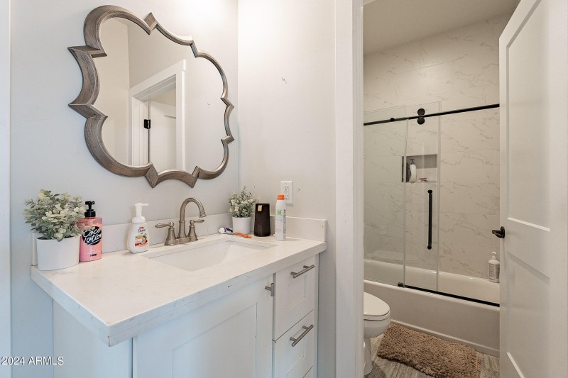 52-web-or-mls-Vaughn-52