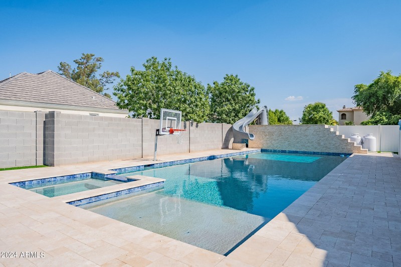 77-web-or-mls-Vaughn-77