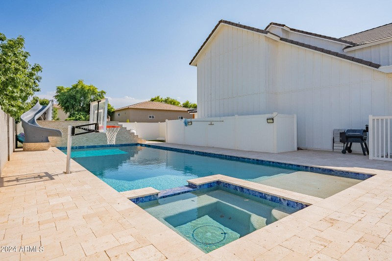 78-web-or-mls-Vaughn-78