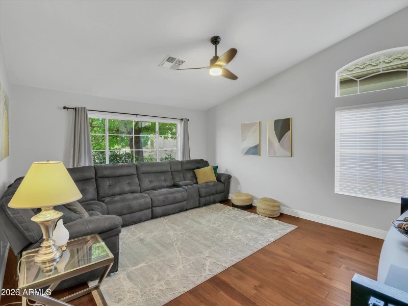 02-14815 S 13th Pl-2