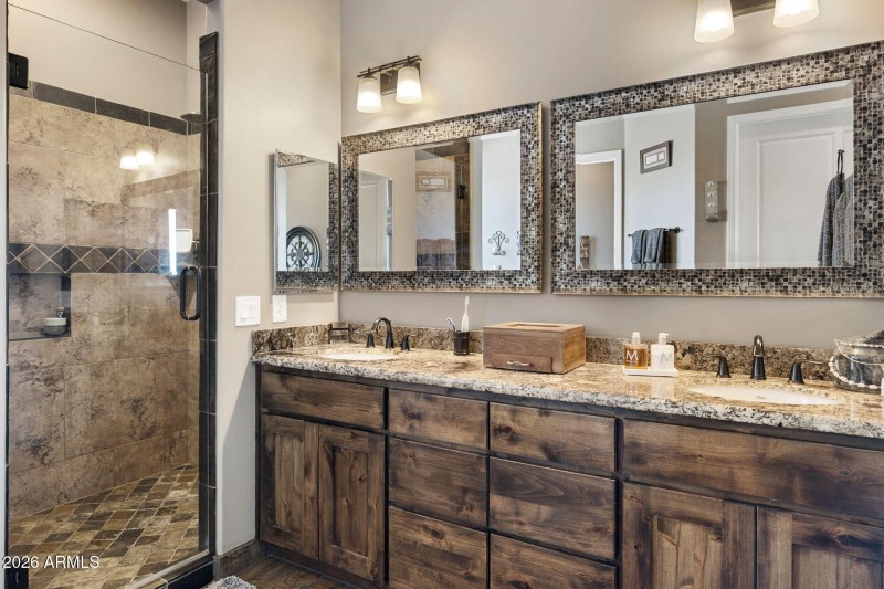 22-Primary Bathroom (2)