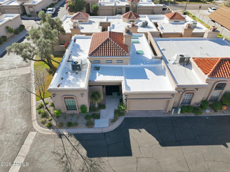 Common wall to garage only