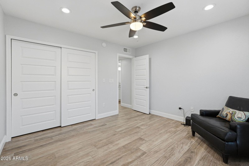 Spacious 2nd bedroom