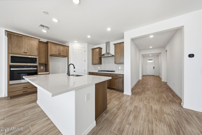 PHX_Landmarke_lot 1062_Azure_689_Kitchen