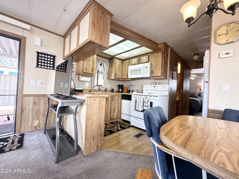 POPULAR U-SHAPED KITCHEN