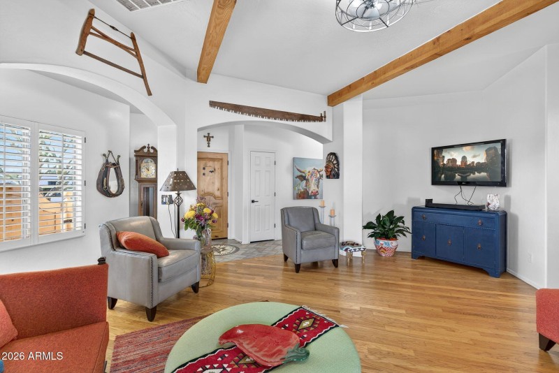 21-web-or-mls-59-W Greasewood St