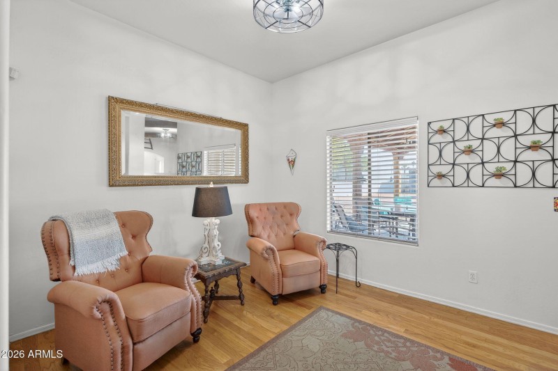 24-web-or-mls-86-W Greasewood St