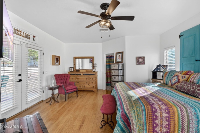 45-web-or-mls-62-W Greasewood St