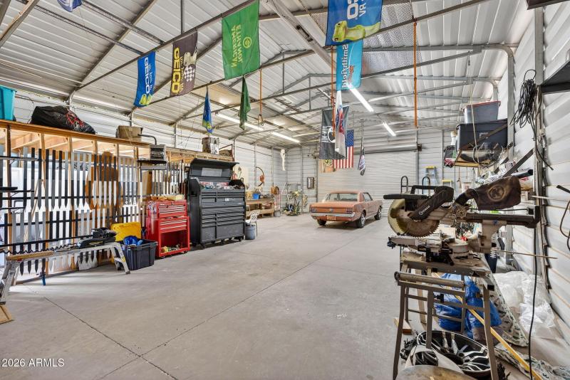 76-web-or-mls-17-W Greasewood St (1)