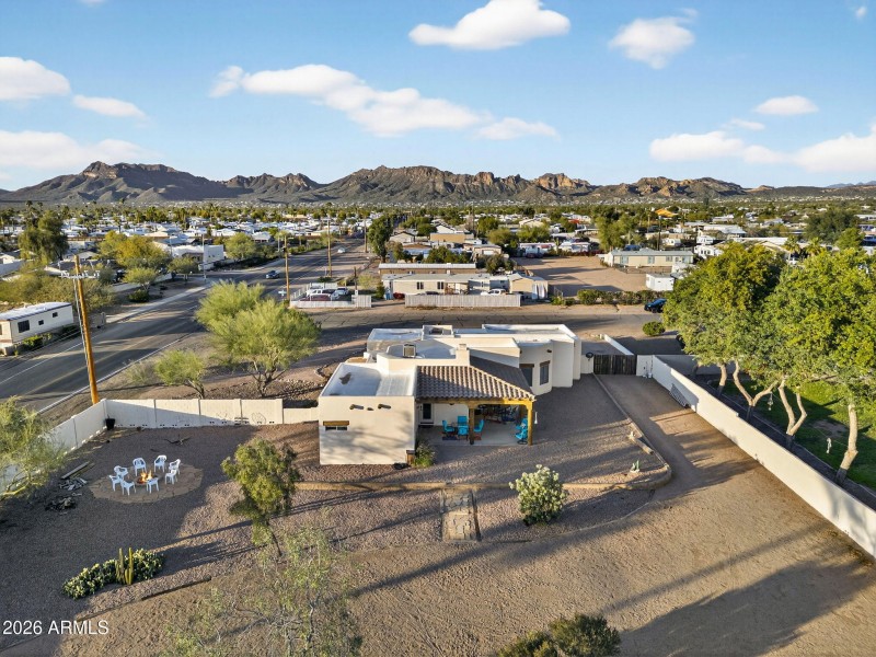 107-web-or-mls-21-W Greasewood St