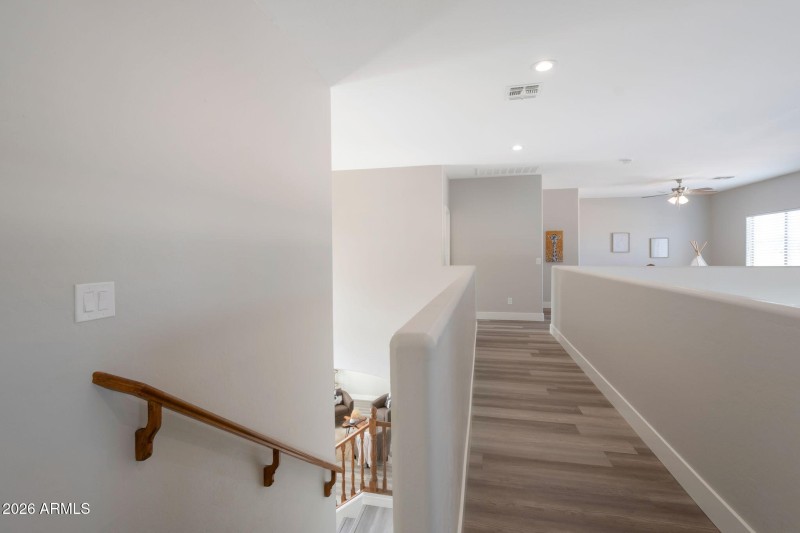 17-web-or-mls-Qp-9490