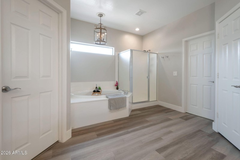 25-web-or-mls-Qp-9524