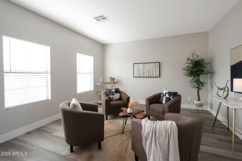 38-web-or-mls-Qp-9566