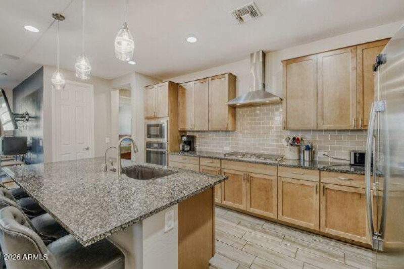 13565588_15-510-17_photo_print__q80_w600