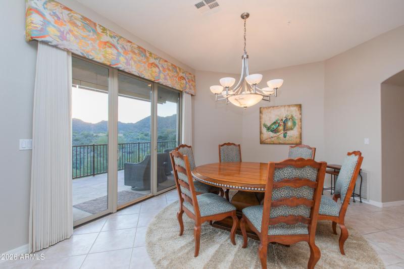 Dining with a Mountain View