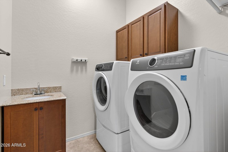 34-web-or-mls-60- N Channing