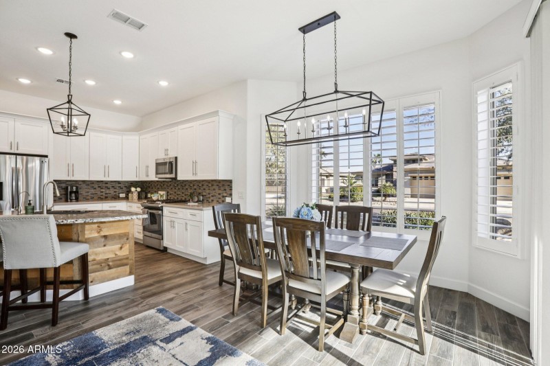 9-web-or-mls-W Cambridge Ave-S3001-009