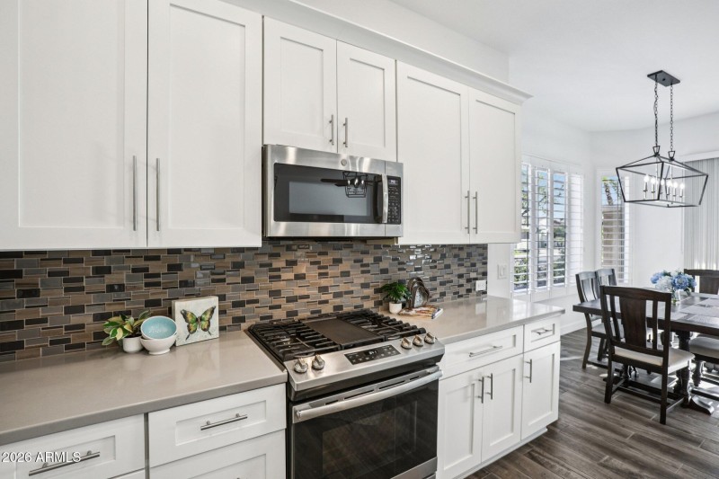 13-web-or-mls-W Cambridge Ave-S3001-013