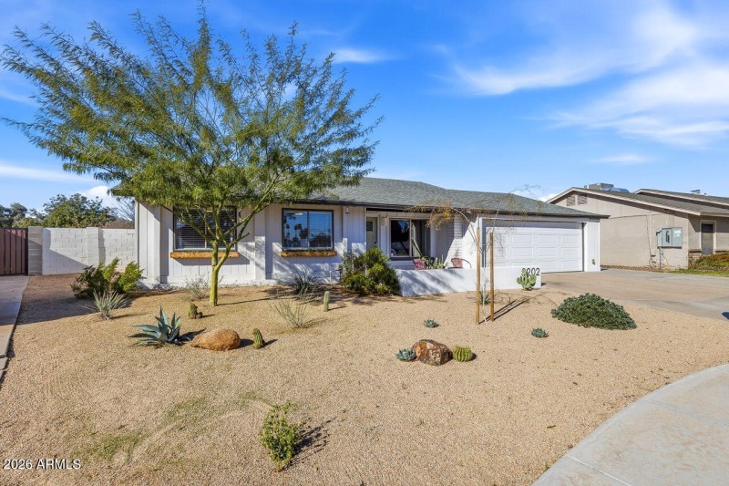 3-web-or-mls-3202 N Emerson St Chandler,