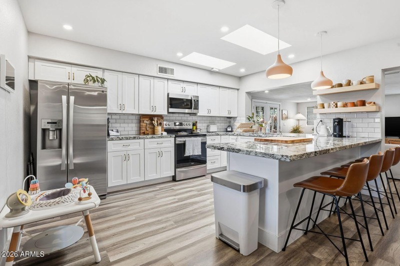 23-web-or-mls-3202 N Emerson St Chandler