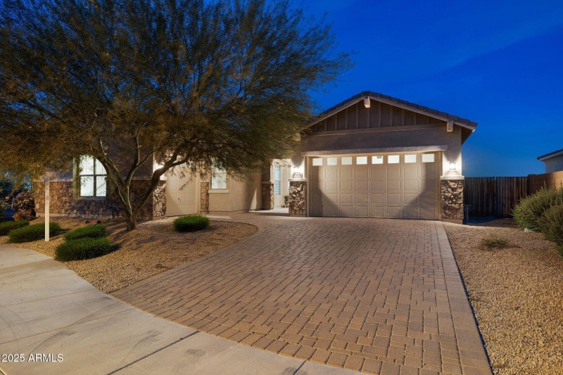 51-web-or-mls-7707-s-43rd-pl