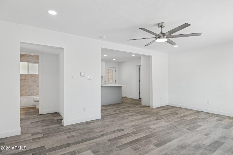 5-web-or-mls-4144-n-36th-st