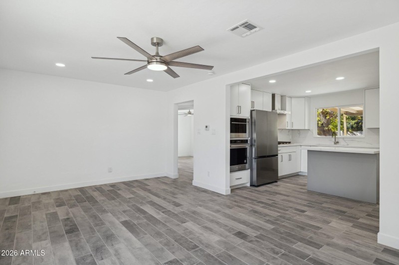 7-web-or-mls-4144-n-36th-st