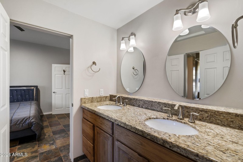 24-web-or-mls-DSC07712