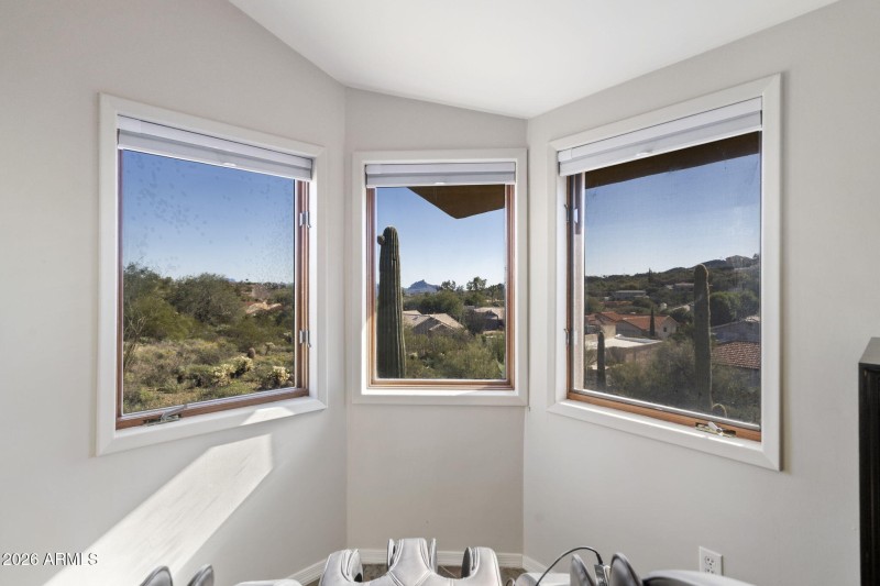 22-web-or-mls-DSC07739