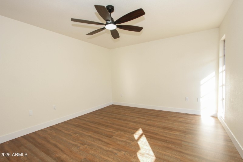 10729 W Amber Trl-34