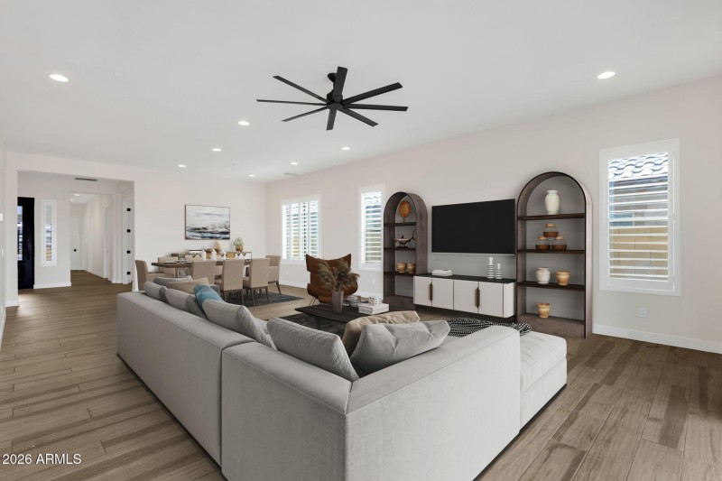 56-web-or-mls-5924-e-redmont-dr